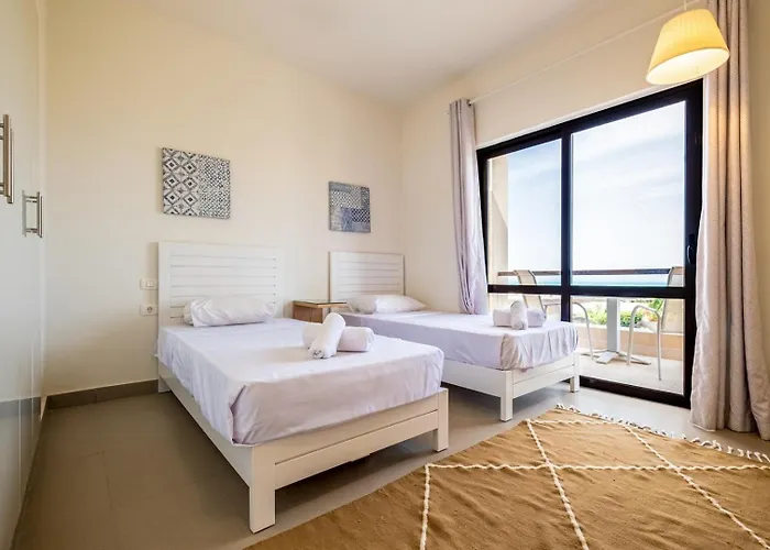 Fanadir 3br • Prime Sea View Vakantiehuis