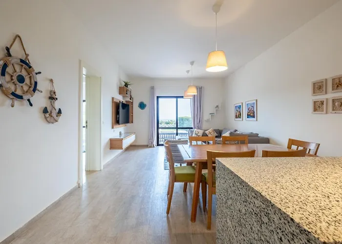 Fanadir 3br • Prime Sea View *
