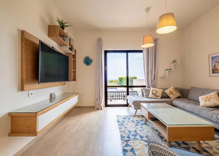 Fanadir 3br • Prime Sea View Vakantiehuis *